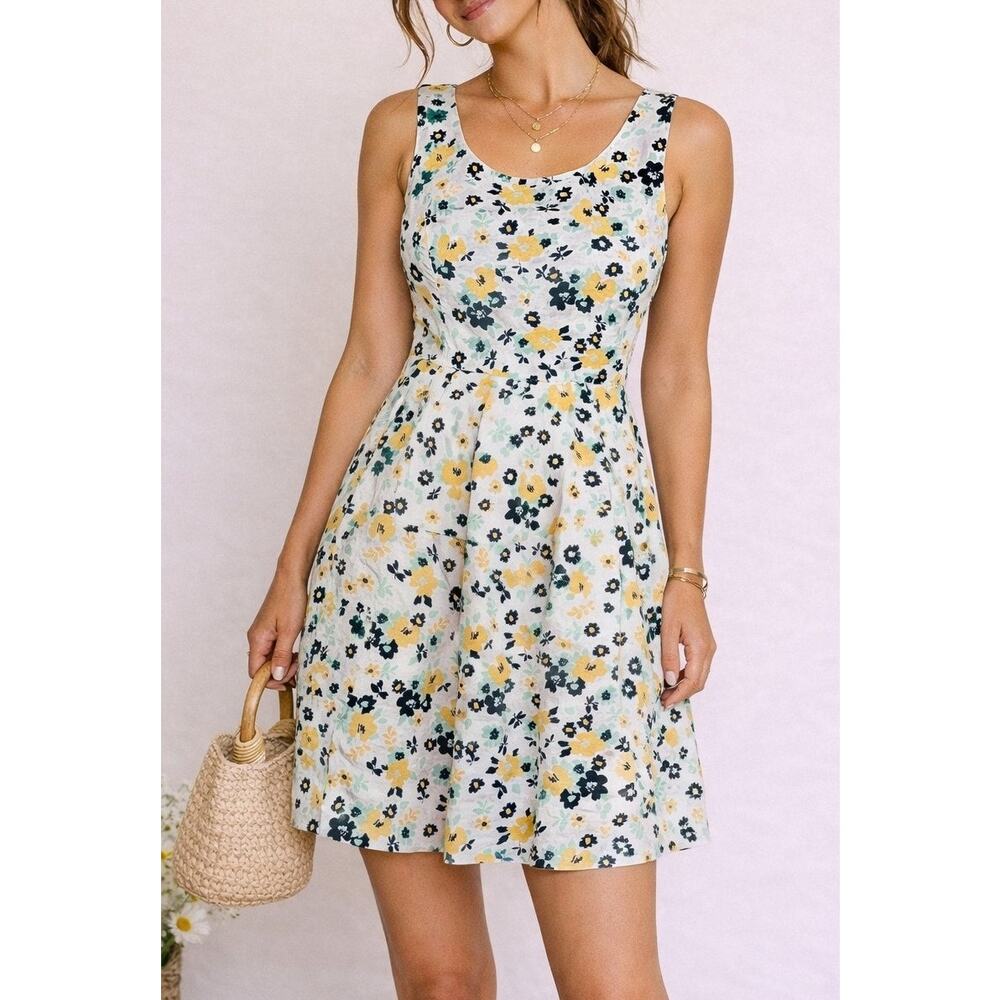 Petit Bateau Floral Fit & Flare Dress Small White Spring Feminine Cottage Garden